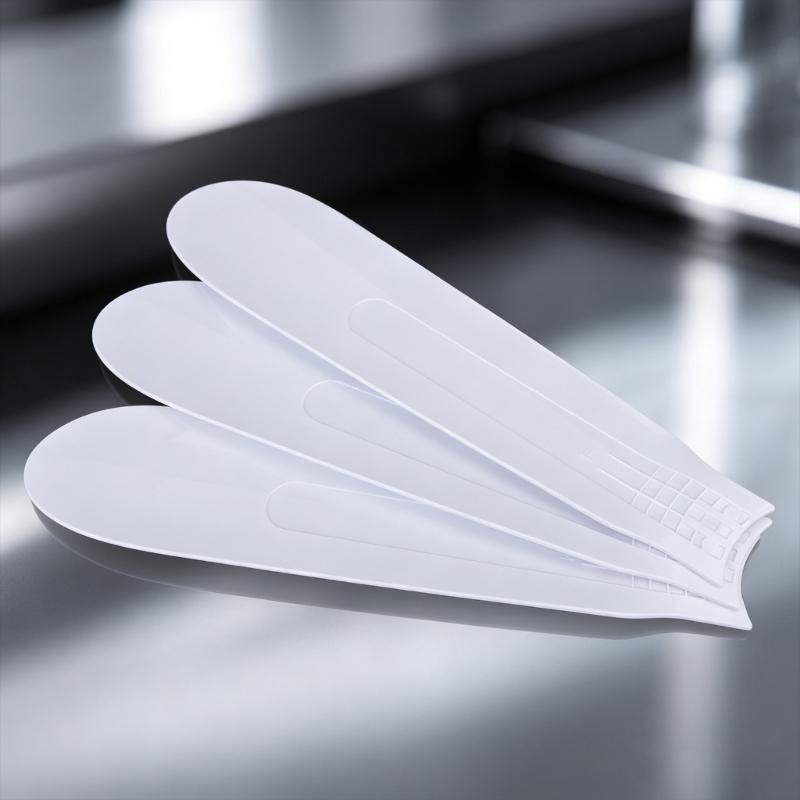 Ensemble de remplacement pour ventilateur de plafond, Lot de 3 pales de ventilateur blanches en ABS pour ventilateur de plafond ZOLEE 700 mm 27,5 pouces, Taille 31 cm, Largeur de montage 43 mm, Ajustement spécifique
