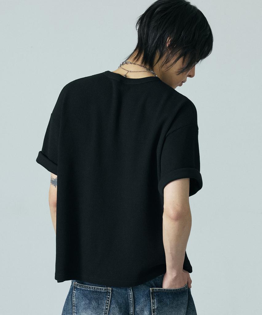 LXT Waffle Henley Neck Crop Short Sleeve T-Shirt [Black]