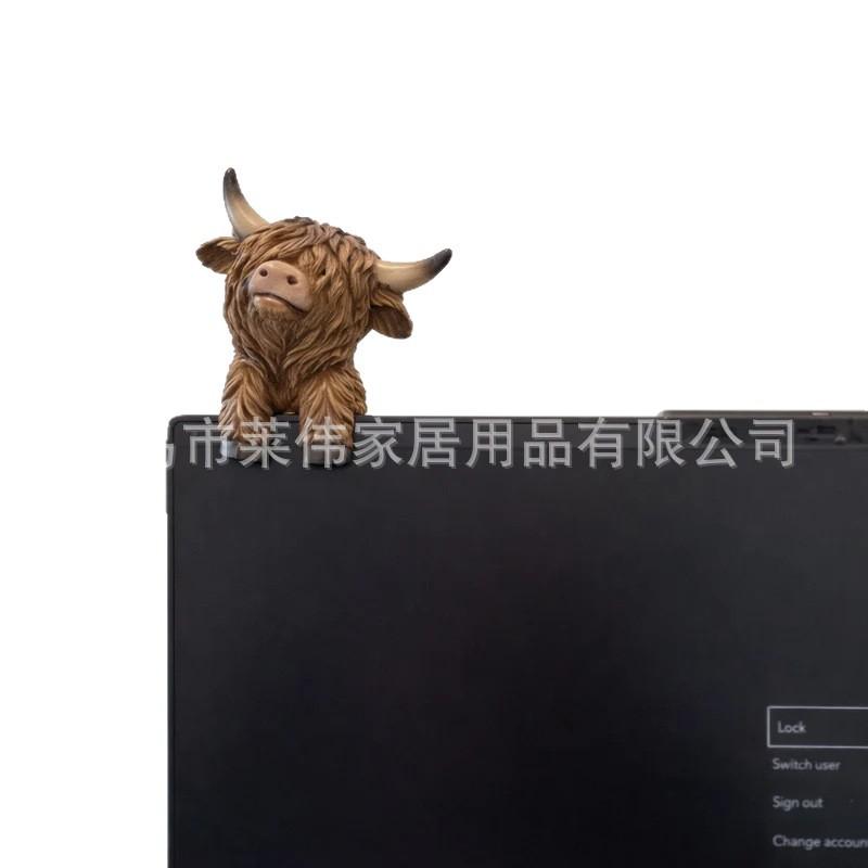 Highland Cow Dashboard Decoration Creative Ornaments Hanging Decorations Home Wall Decoration Gifts