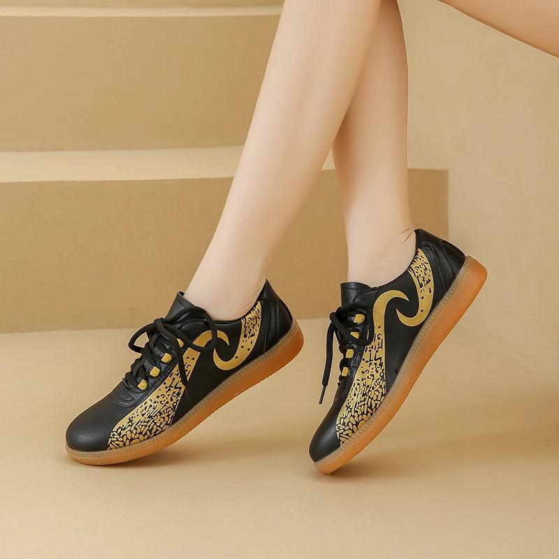 Fashion High Quality Women's Vulcanize New Shoes for Women Sneakers Round Toe Flat with Ladies Casual Shoes Plus Size 35-44 Sneakers