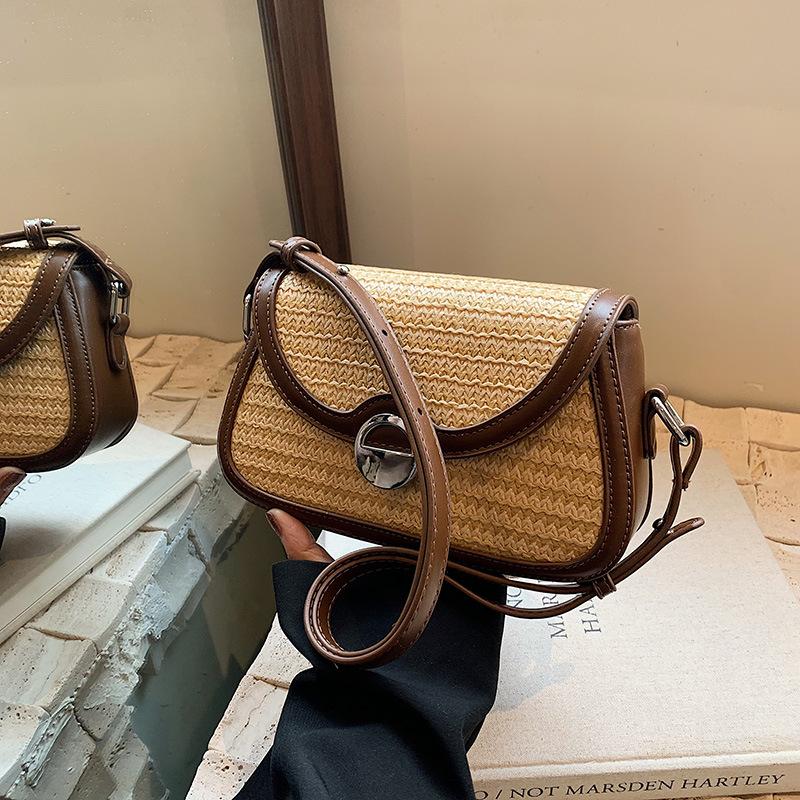 

Summer straw woven bag women s new versatile messenger bag shoulder underarm bag exquisite small square bag коричневый