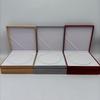 17x17 Perlenkette Geschenkbox: Beflockter Stoff, PU-Leder, Runde Mitte, Kettenverpackung