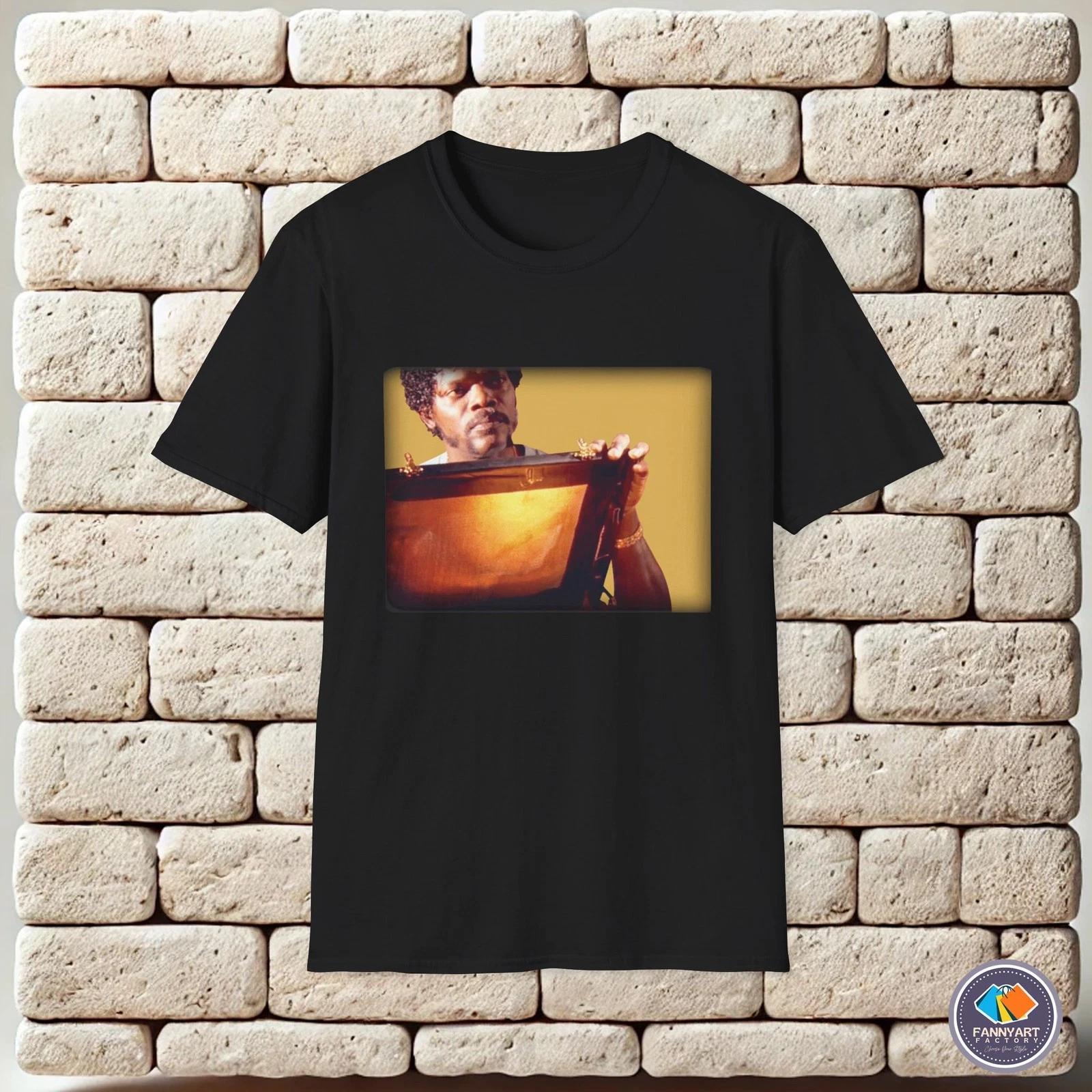 

The Glowing Briefcase Scene Pulp Fiction Unisex T-Shirt 3XL