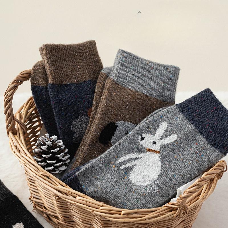 Autumn and Winter Warm Wool Socks, Dot-yarn Illustration, Mid-calf Socks, Retro Ladies, Pile Socks for Women