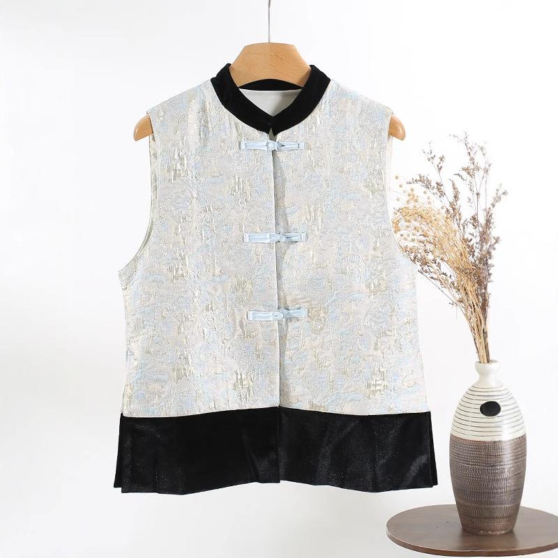 [Factory Direct Sales] Type 2025 New Button Jacquard Vest Top Premium Versatile Small Man