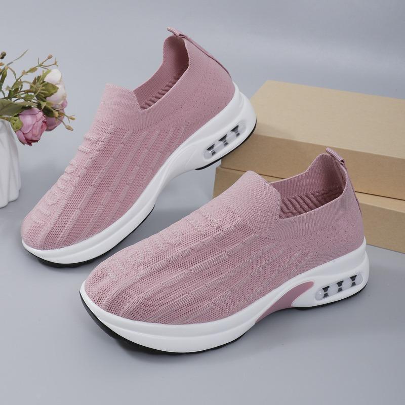 Plus Size Women's Athletic Casual Mesh Shoes Round Toe Low-Top Breathable Mesh Slip-On Slip-Ons