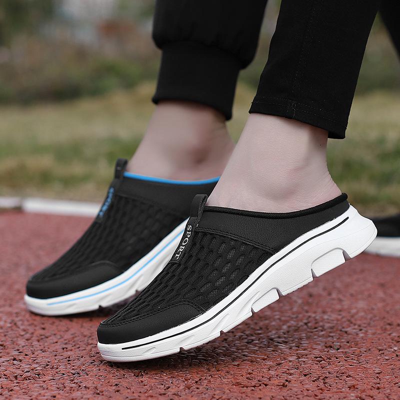 Sandals men's new casual beach shoes men wear non-slip dad cool slippers men's mother