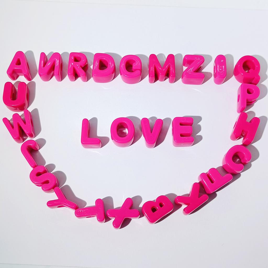 26 Stora 6 mm Hål Bokstavspärlor 20 mm A till Ö för DIY Smyckestillverkning Kit Armband nyckelring och Lärare för att Lära sig Bokstäver