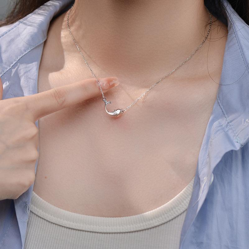 Dolphin Necklace, Female Light Luxury Neck Chain, Niche Design, High-end Sense, Exquisite Clavicle Chain