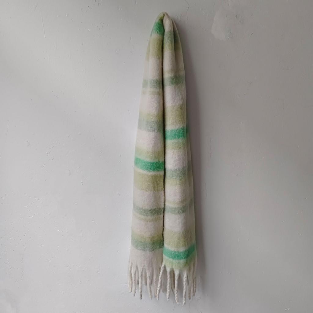 Maillard style new versatile warm thickened fringed plaid imitation cashmere scarf women's autumn and winter
