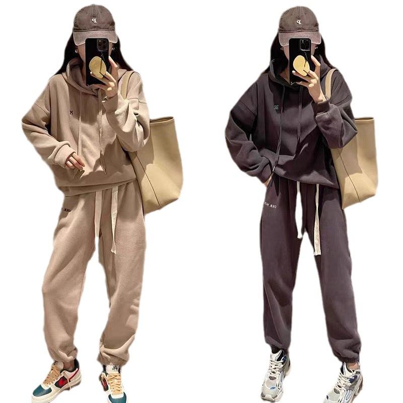 Korean Style Women's Hooded Sweatshirt & Joggers Two-Piece Set with Letter Embroidery