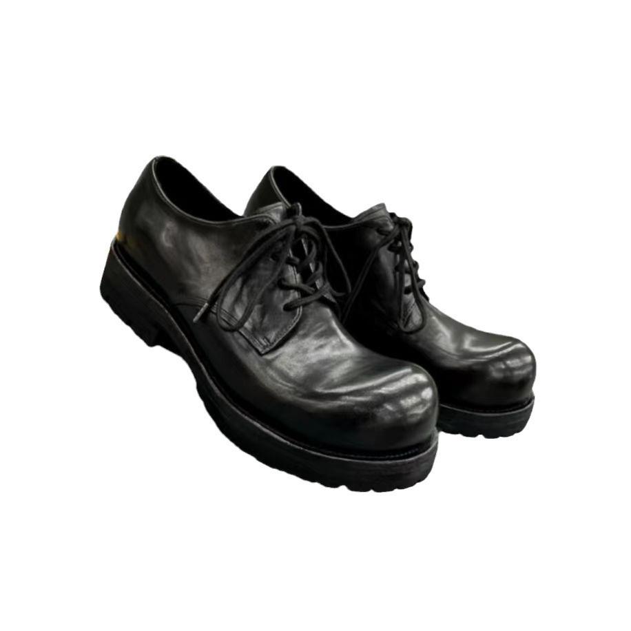 Neue Herren Schuhe mit dicken Sohlen, höhenvergrößernd, schwarz, zum Schnüren, runde Spitze, aus Pferdeleder gefertigt, alte Derby Schuhe