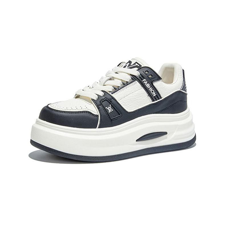 Absorbent sole leather little white shoes 2025 autumn new heightening platform shoes children's niche casual shoes versatile women's shoes