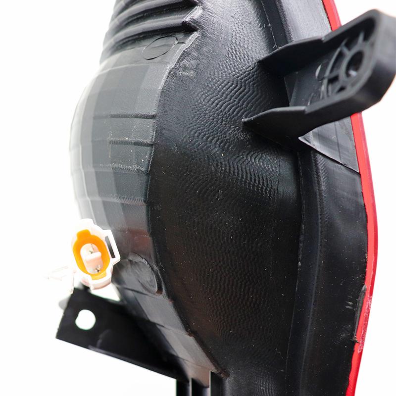 original Great Wall H2 rear bumper light signal light anti-collision 4116300XSZ08A 4116400XSZ08A high quality