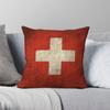 Alte abgenutzte Schweizer Flagge Quadratischer Kissenbezug Polyester Leinen Samtmuster Reißverschluss Dekorative Zimmerkissenhülle 18"