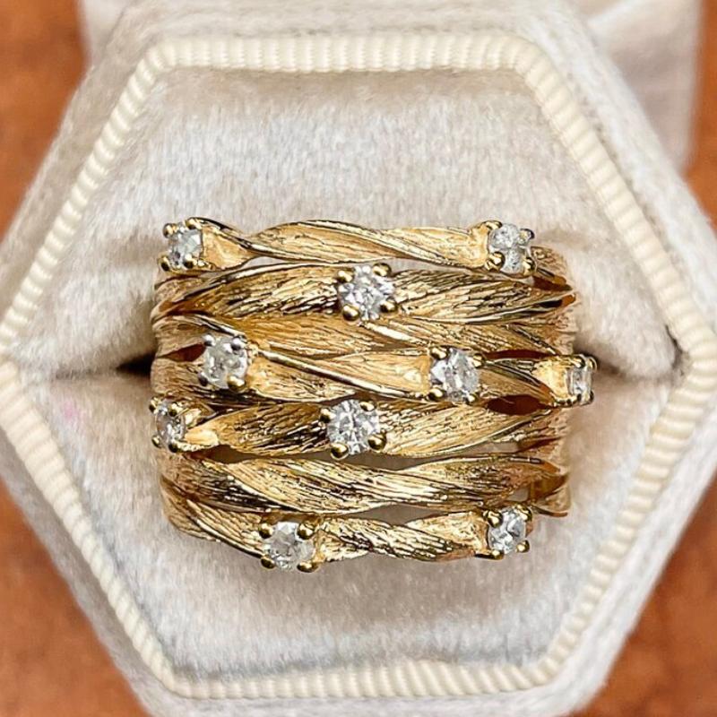 CAOSHI Luxury Fashion Design Finger Ring Female Party Accessories with Dazzling Zirconia Gorgeous Gold Color Zircon for Women