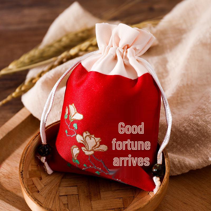 Ping An Cultural Scenic Amulet: Hanfu Style Sachet Pendant for Safety and Luck