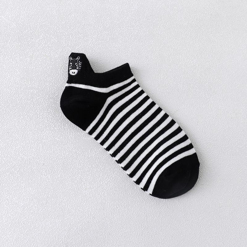 5 Pairs New Arrivals Women Socks Cotton Cartoon Zebra Ankle Socks Female Striped Letter Harajuku Breathable Causal Short Socks