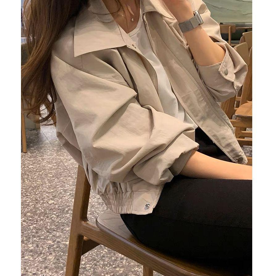 High-End Elegant Plain Color Women's Short Jacket - Simple, Versatile, Casual Korean Style for Spring and Autumn