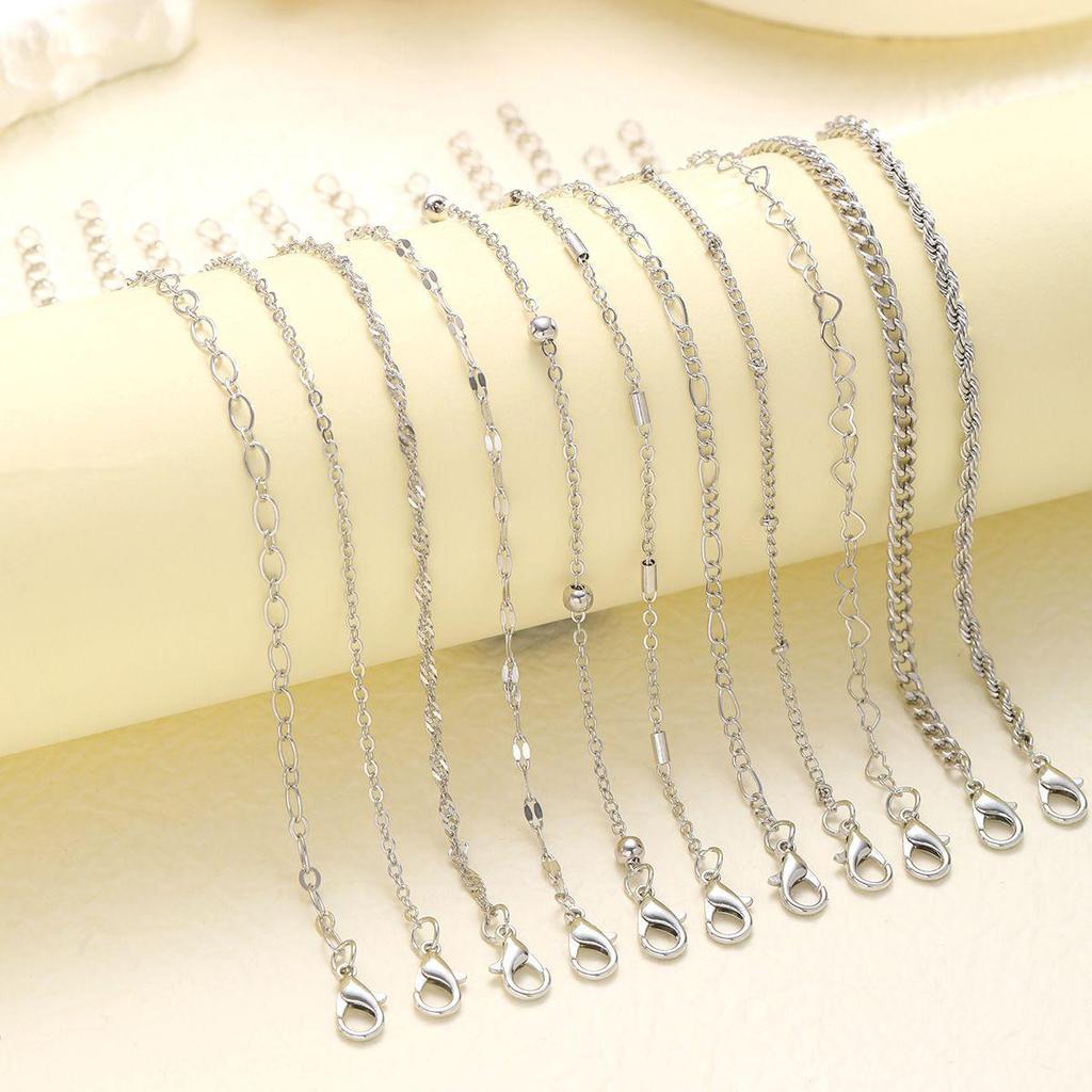 Exquisite 11-Piece Hollow Heart Cable Chain Bracelet Set – Stylish, Fashionable, and High-Value Hand Jewelry