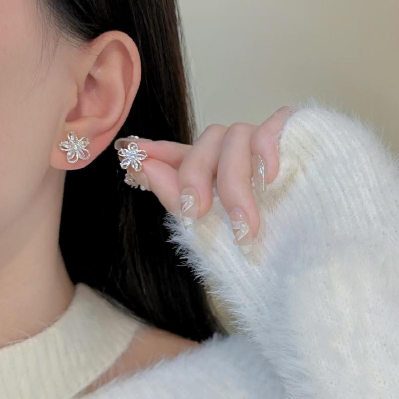 Dainty Flower Stud Earrings for Women Piercing Cartilage Ear Ring Cute Zircon Gold Color Women's Aesthetic Jewelry Gift