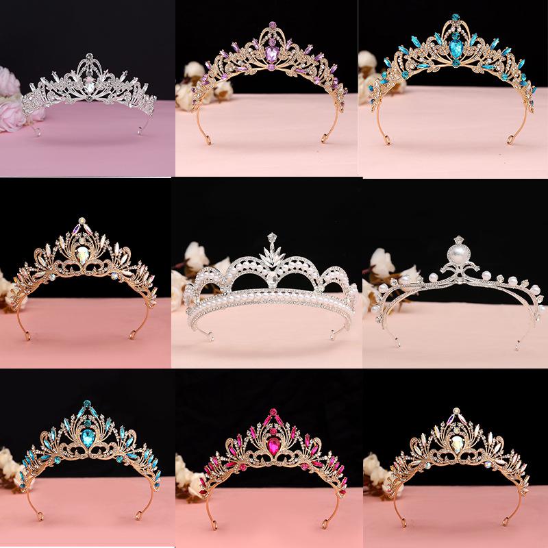 

Baroque Black Luxury Bridal Crown - Retro Headdress for Weddings and Birthdays