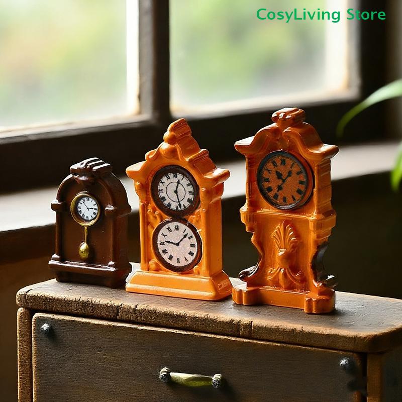 1/8Pcs Miniature Wall Clock European Vintage Clock Desktop Decoration Furniture Model Decor
