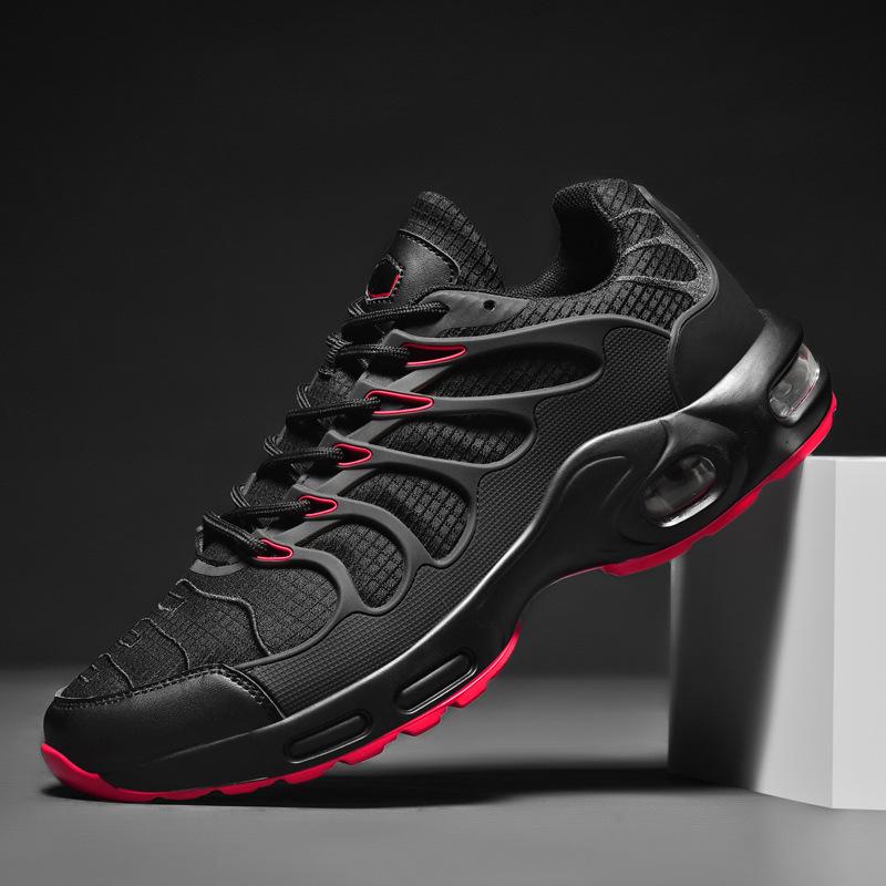 New labor insurance shoes, smash-proof and puncture-proof steel baotou safety shoes, fly-woven lightweight protective labor insurance shoes 39