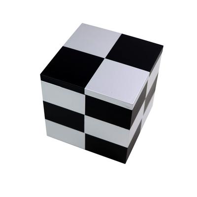 Osaka Choseido Kariert Yamanaka Original Kühler Bonus Perfekt für Sport Silvester und mehr 3-stöckige Box, 15cm, Schwarz, Lack, Tasche, Inklusive, Tage,