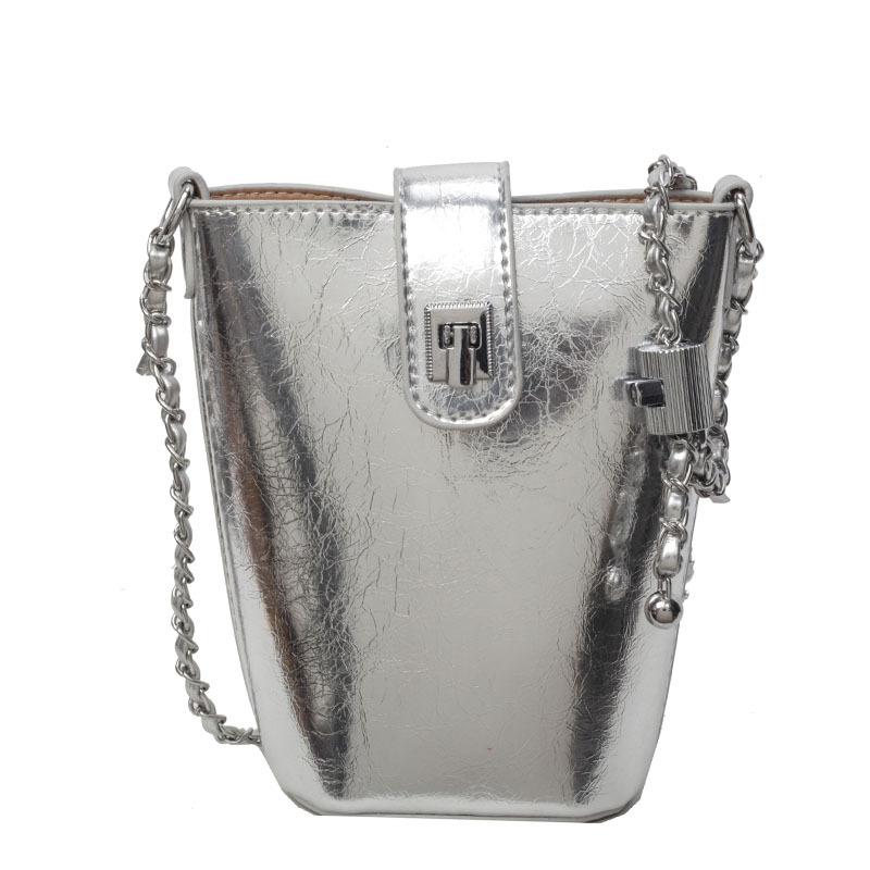 Trendy new niche design simple mobile phone bucket bag personalized fashion high sense chain messenger bag women