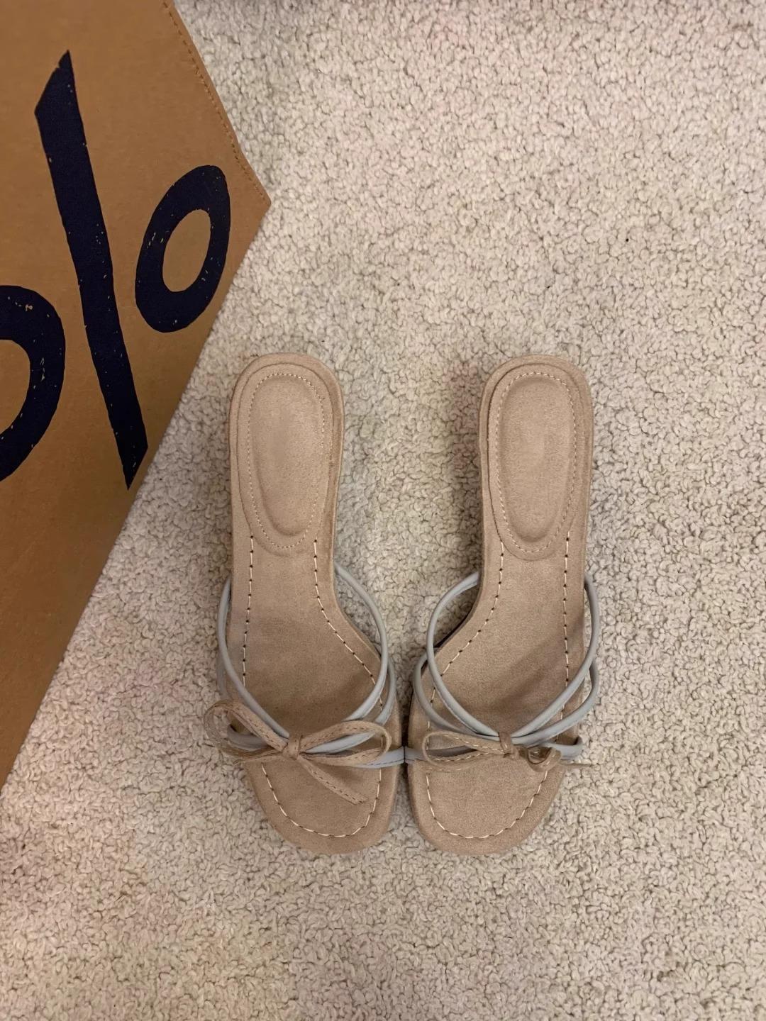 

2025 new round head high heels women s French retro thin heel bow temperament cool slippers thick heel casual slippers 39 абрикосовый