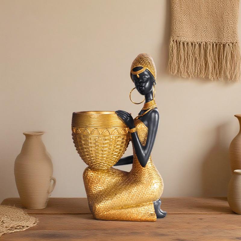 Africká dívka držící talíř socha, Domácí a kancelářská dekorativní úložná ozdoba, Vintage sběratelské řemeslo Stolní dekor
