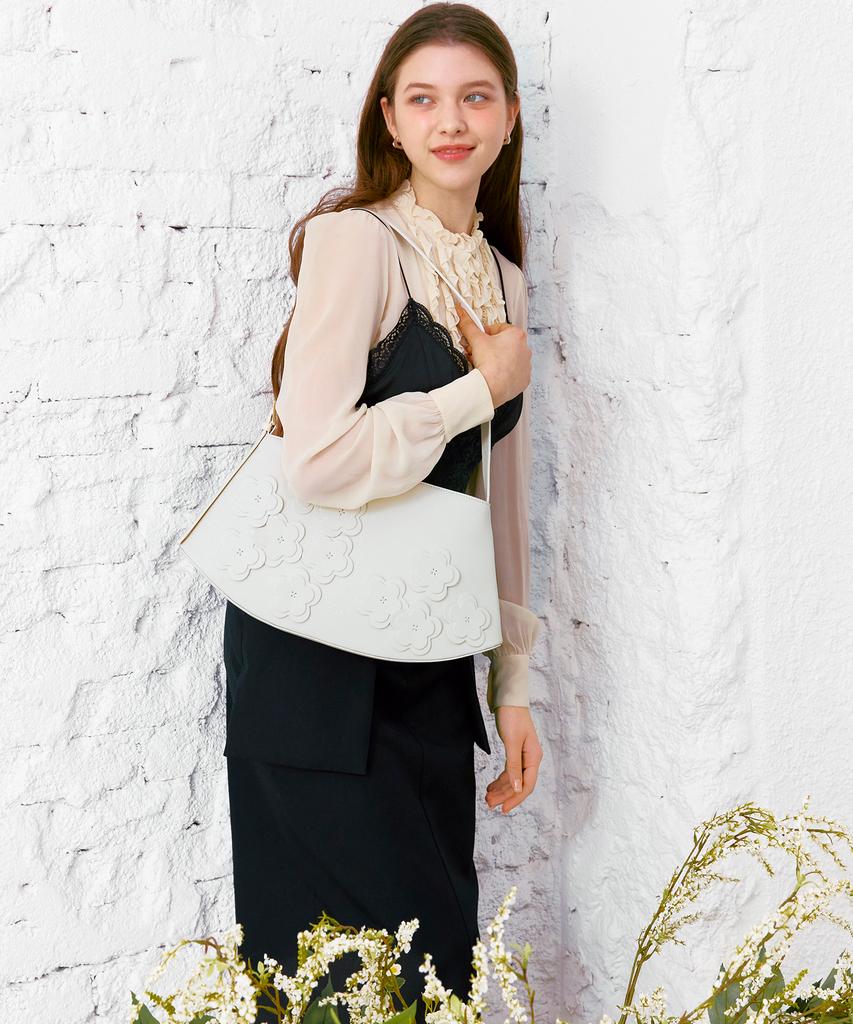 Clave Mia Flower White Tote Bag