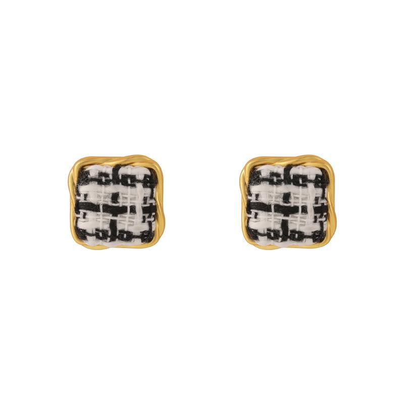 Square square plaid earrings, fabric, metal frame, checkerboard earrings, small fragrant temperament stud earrings.