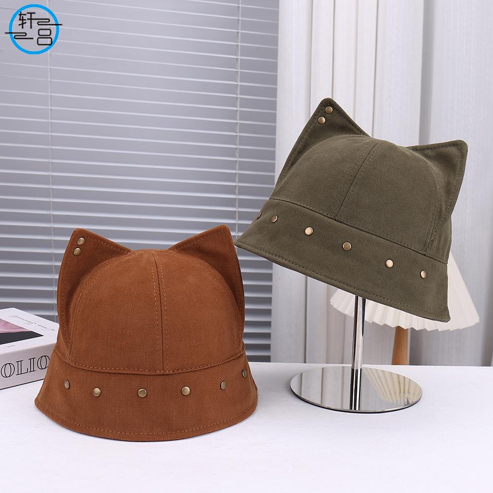 New fashion rivets decorated with a new sweet and cool wind small brim basin hat outdoor vacation street shot temperament bucket hat