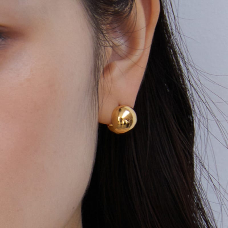 Byweekend 12mm Kugel Touch Ohrring