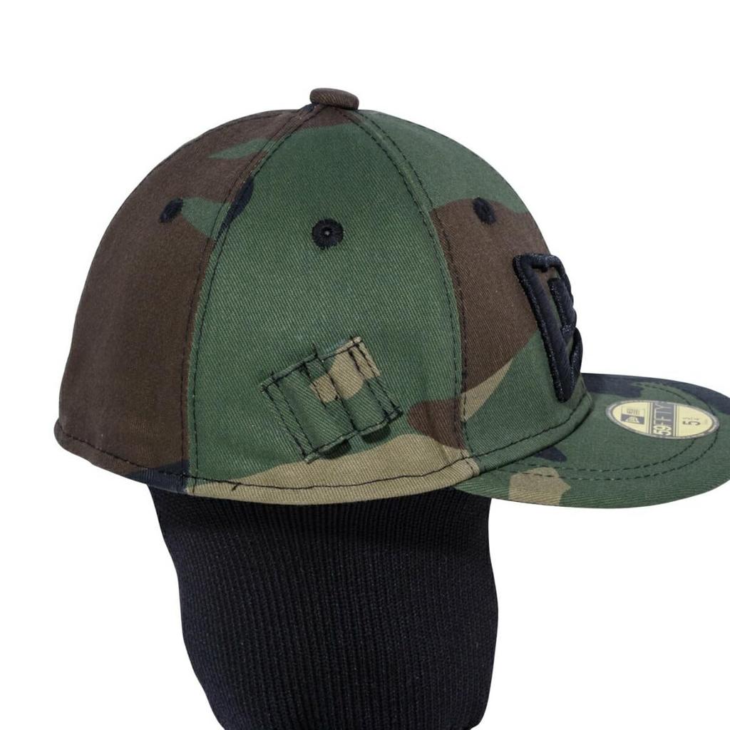Pokrowiec na główkę kija golfowego Woodland Camo, uniwersalny pokrowiec na główkę kija golfowego FL WCAMO BLK 25J [New Era]