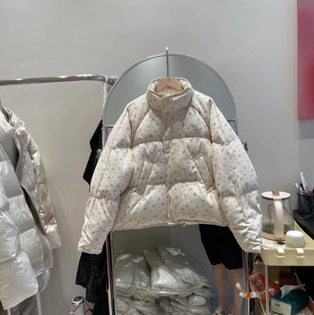Korean Pastoral Small Floral Down Jacket Women's 2025 New Stand-up Collar Small White Duck Down Bread Jacket Winter Coat