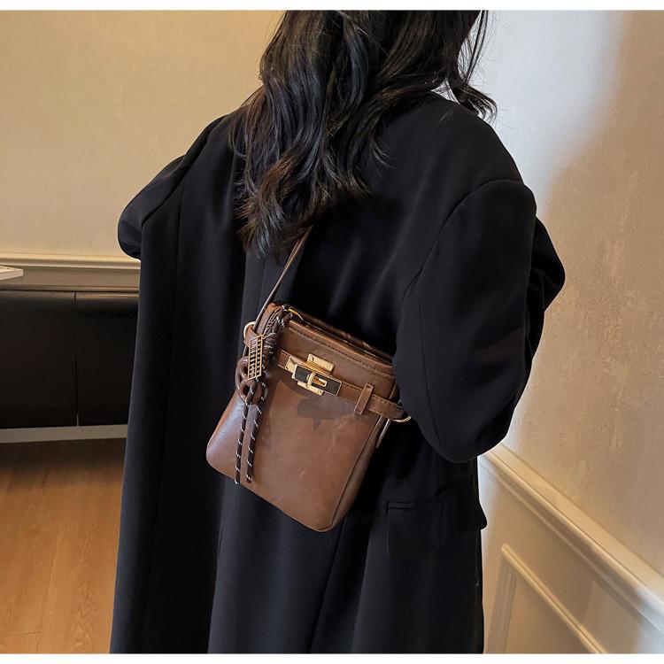 IELGY Ladies Messenger Bag Casual Portable Bucket Bag