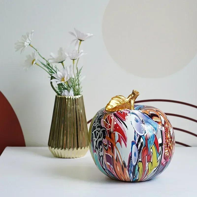 Graffiti Apple Figurines Modern Decor Living Room Decoration Resin Art Crafts Colorful Fruit Statues for Cabinet Door Entrance
