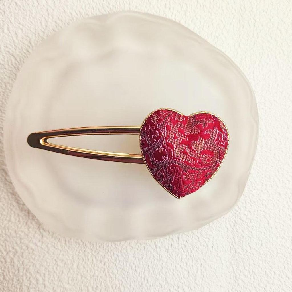 Handgefertigte chinesische bestickte Haarnadel - Brokat-Entenschnabel-Klammer