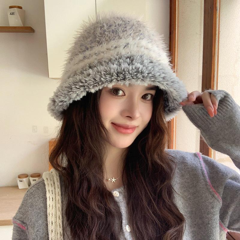New high-quality plush color matching bucket hat women's Korean version of warm ear protection wool hat fashion travel basin hat tide