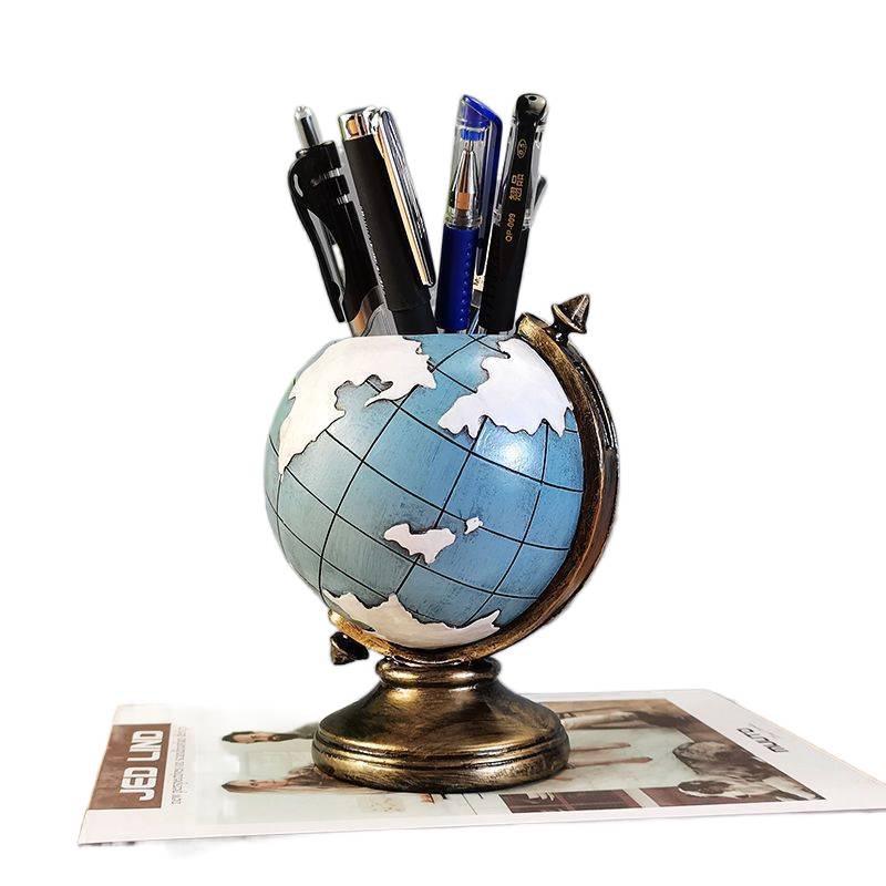 European Style Multifunctional Retro Pen Holder with Storage for Desk and Living Room Decor