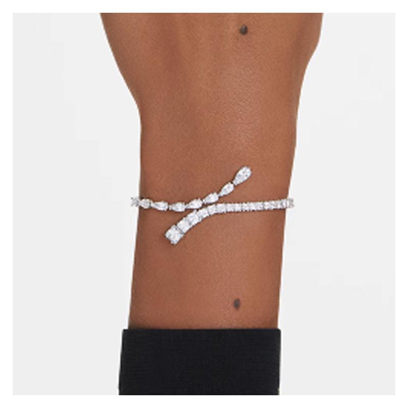 Swarovski Matrix Solid Color Crystal Inlaid Design Cubic Zirconia Bracelet Women's Silver 5693154