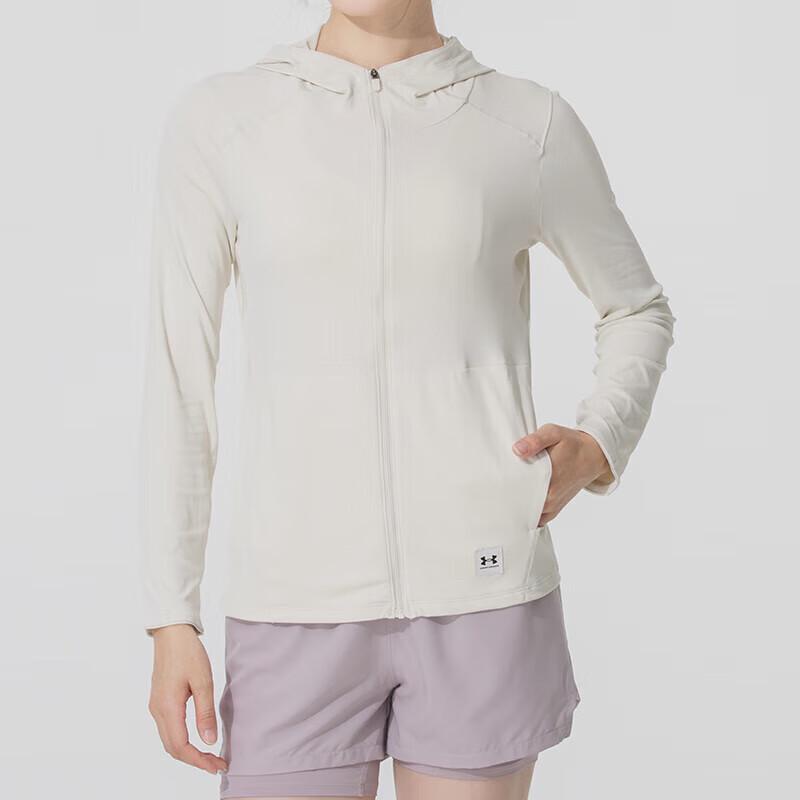 

Under Armour Women s Outdoor Lightweight Jacket M