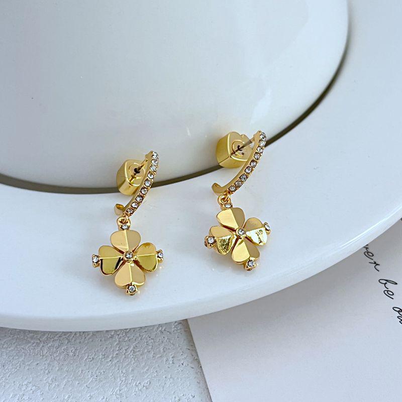 Minimalist Four-Leaf Clover Metal Stud Earrings