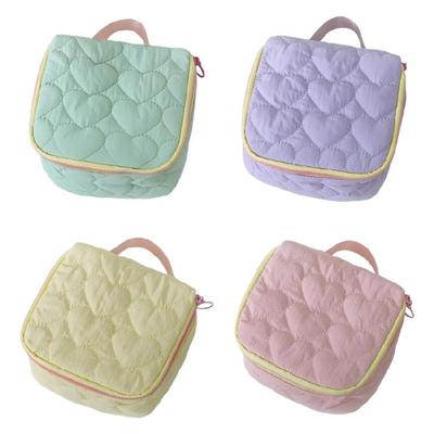 Spacious Zippered Makeup Bag for Skincare Essential Stylish Heart Print Toiletry Organizer Cosmetic Storage Container
