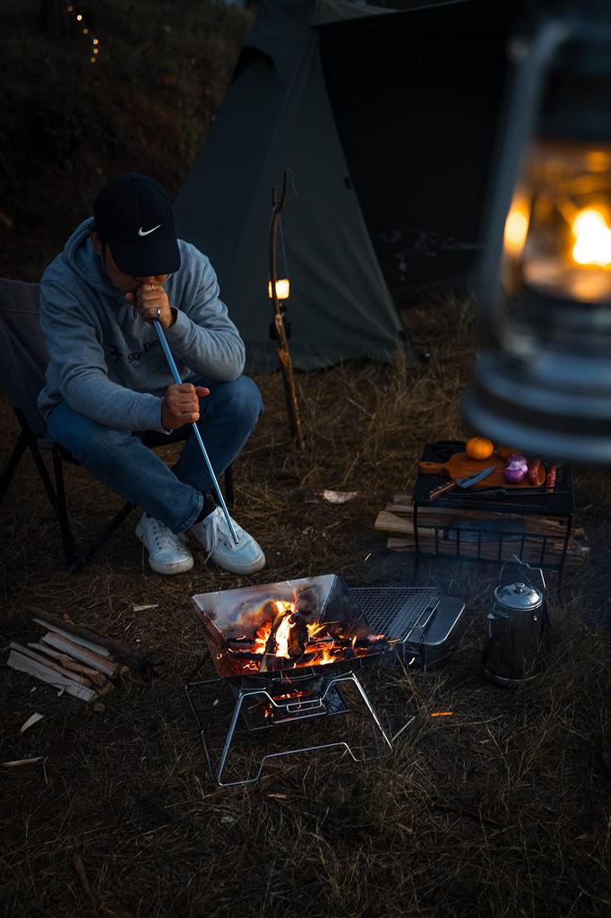 CAMPING MOON MT-2 Bonfire Grill, BBQ Stove, 2-Level Height Adjustment, Seats 3-4 People, Includes Canvas Case