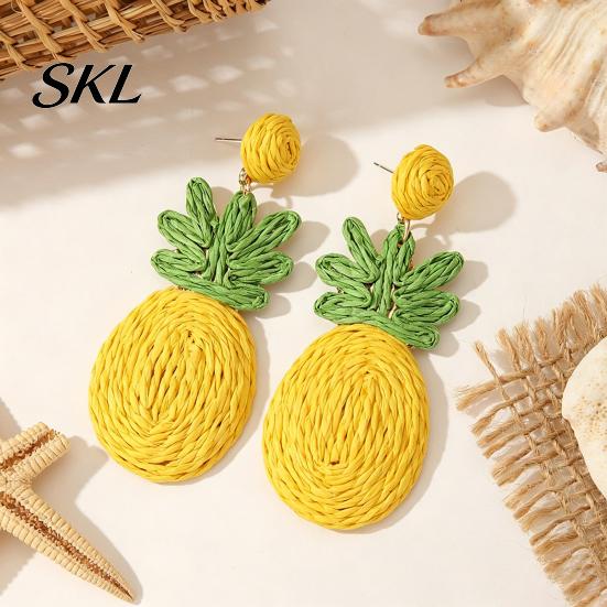 Three-dimensional Pineapple Earrings 1 Pair Handmade Raffia for Women, Boho Straw Hand-Woven Summer Beach Skirt Jewelry Dangle Earrings, Natural
