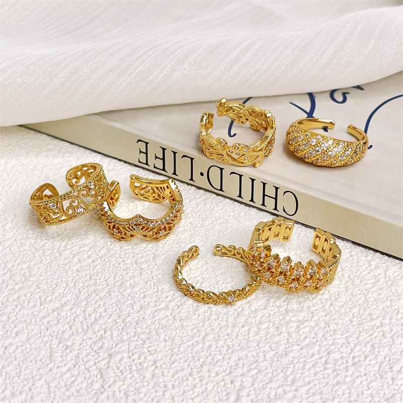 Gold Medieval Lace Slightly Inlaid Ancient Hollow Opening Ring Retro Niche Unique Light Luxury Temperament Female Index Finger Ring